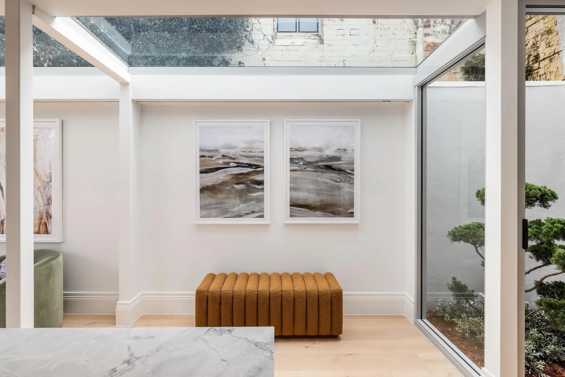 L121R HOUSE - Image 3
